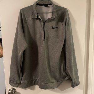 Gently used dry fit men’s xl seater great condition box7